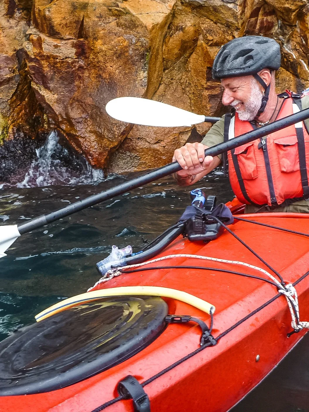 Kayaking along the Vulcano coast