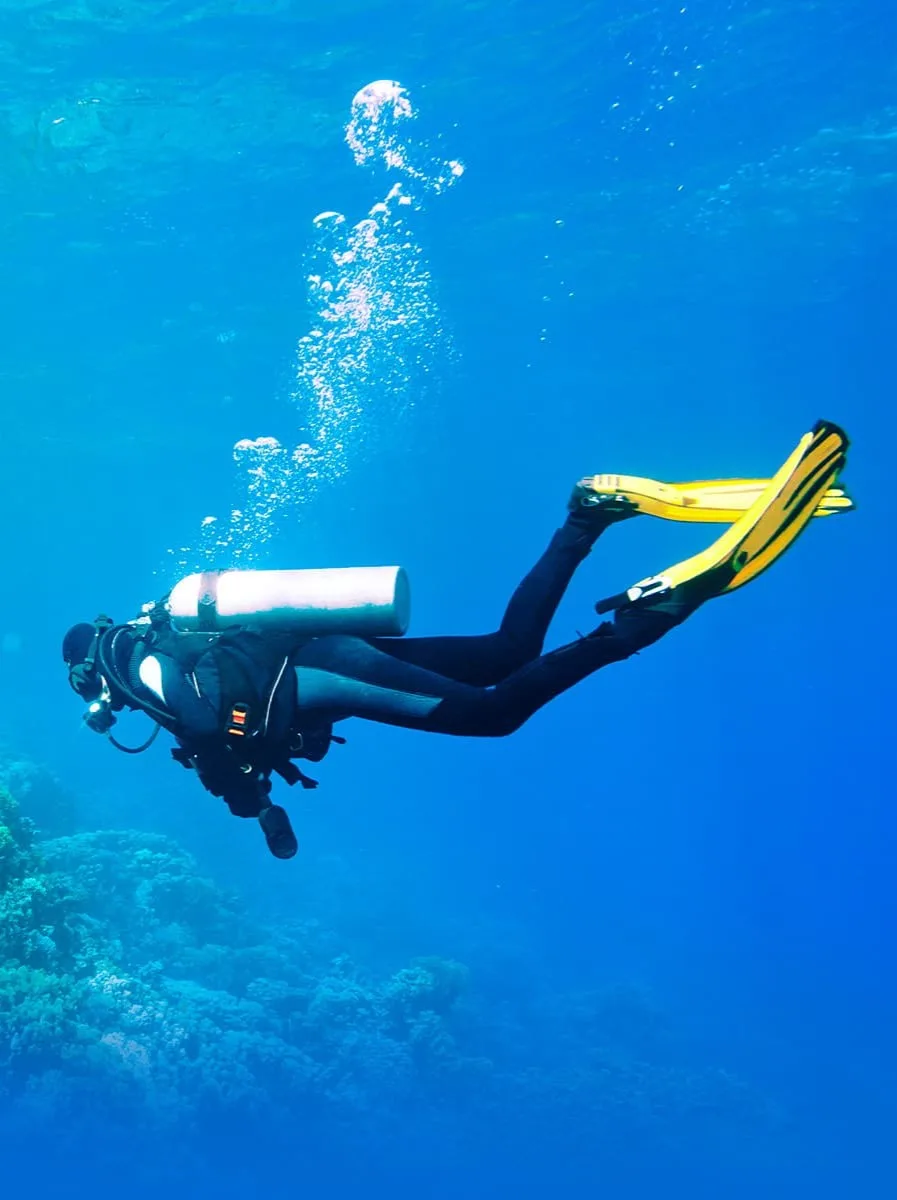 Scuba diver at the Diving Center Saracen, Vulcano